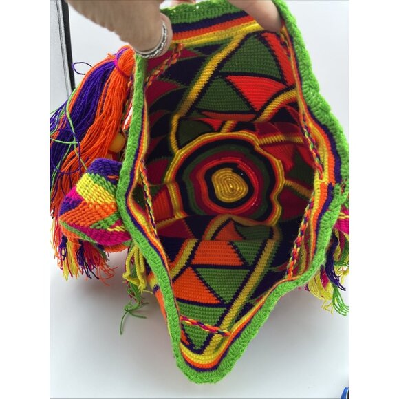 Wayuu Mochila Woven Bucket Bag Crossbody Lime Pink Yellow Tribal Drawstring EUC - Picture 8 of 8